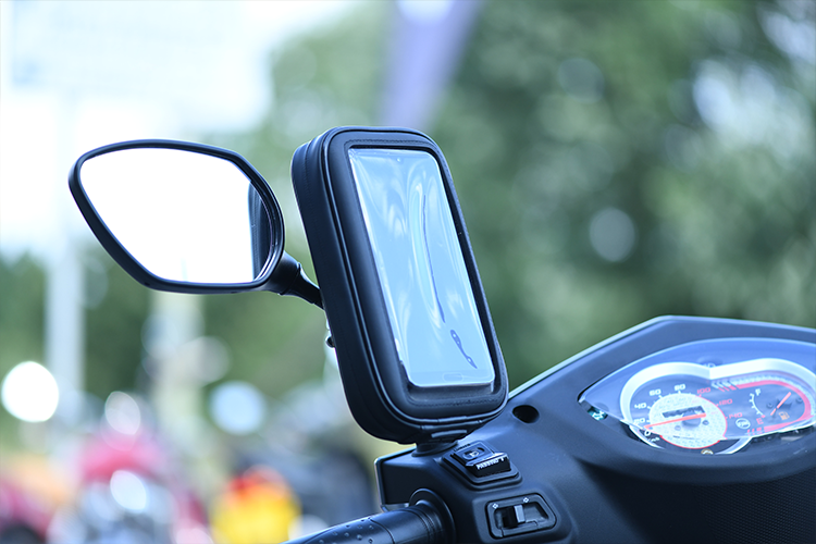 Oxford CLIQR Phone Mounts